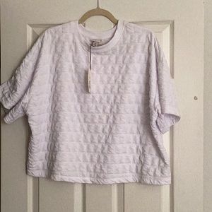 Never worn tags on- women’s puffy, comfy top